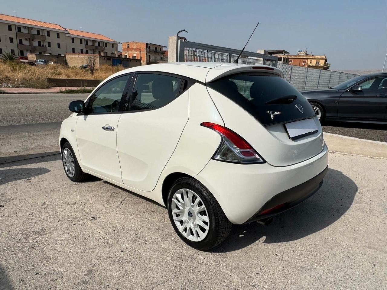 Lancia Ypsilon 1.3 MJT 16V 95 CV 5 porte S&S Platinum