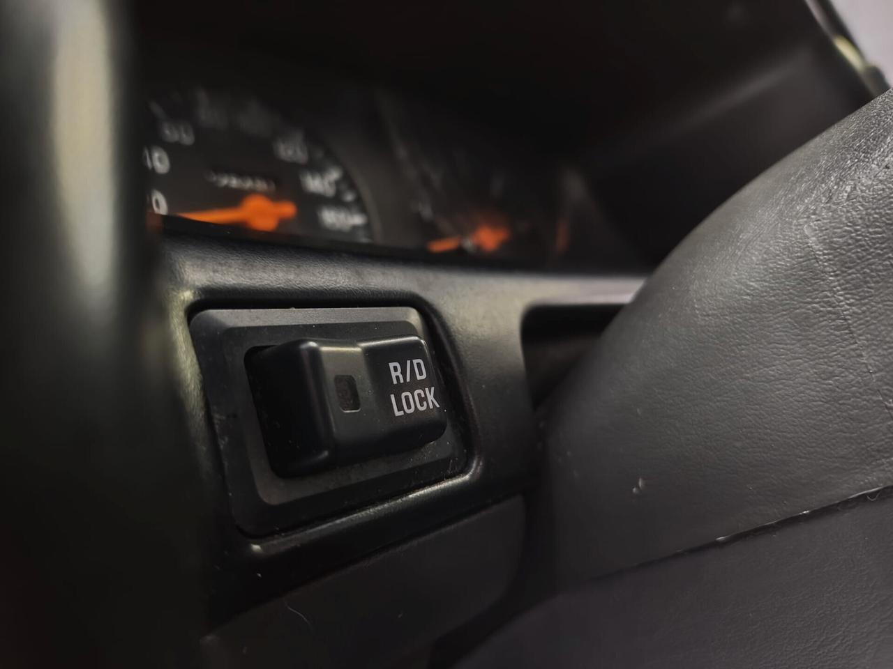 Mitsubishi L200 2.5TD 4WD Double Cab ASI