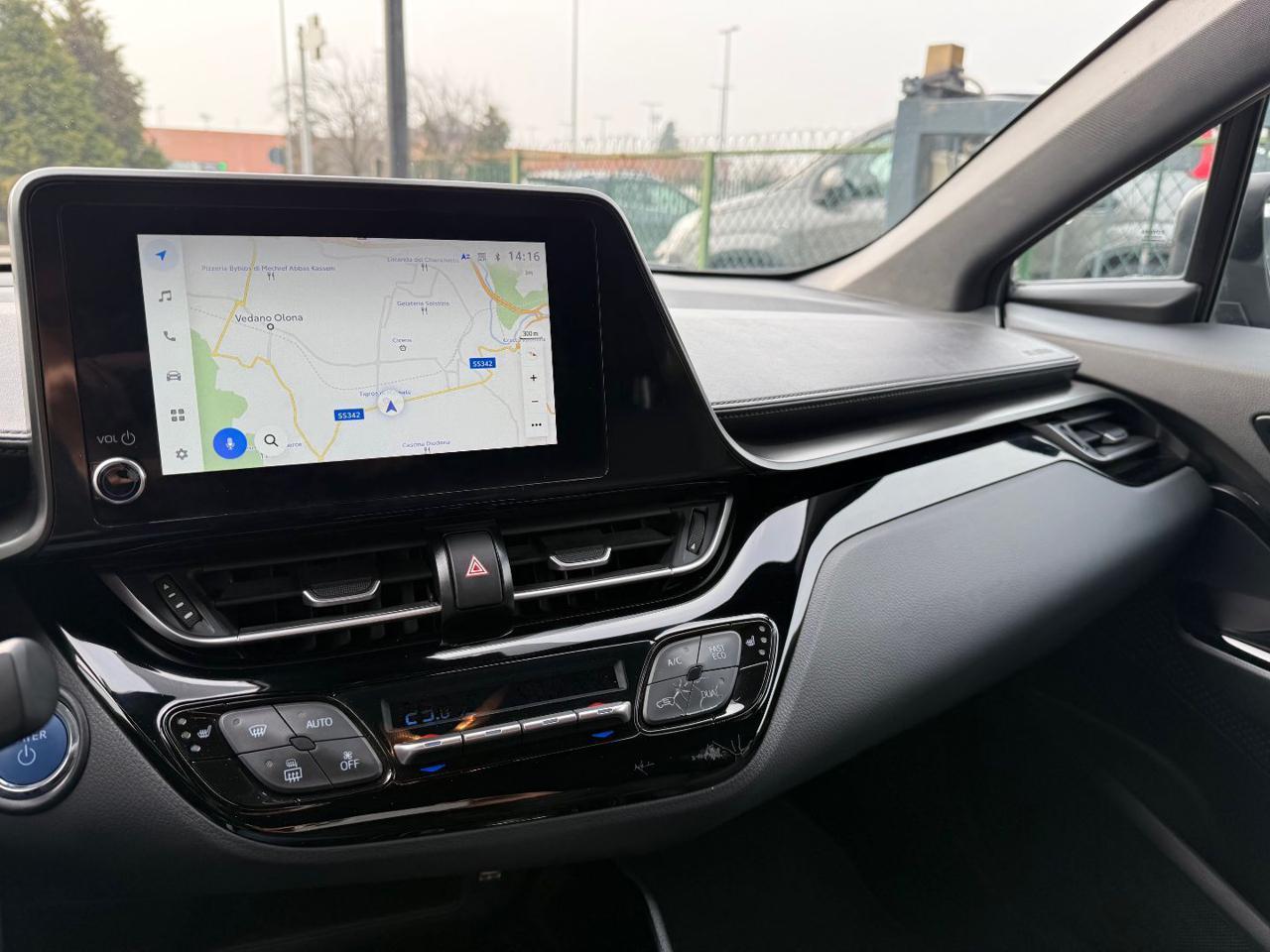 TOYOTA C-HR 1.8 Hybrid E-CVT Lounge