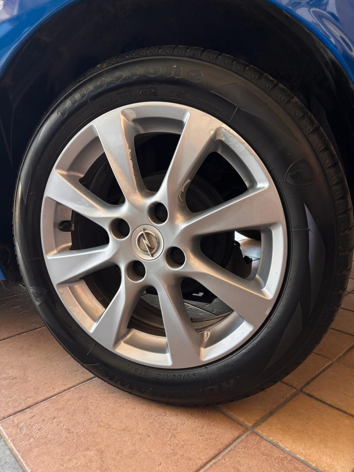 Opel Corsa 1.2 Edition