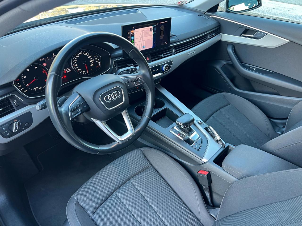 Audi A4 Avant 40 TDI quattro S tronic Business