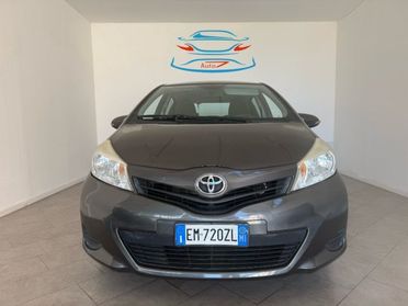TOYOTA Yaris 1.0 5P Lounge