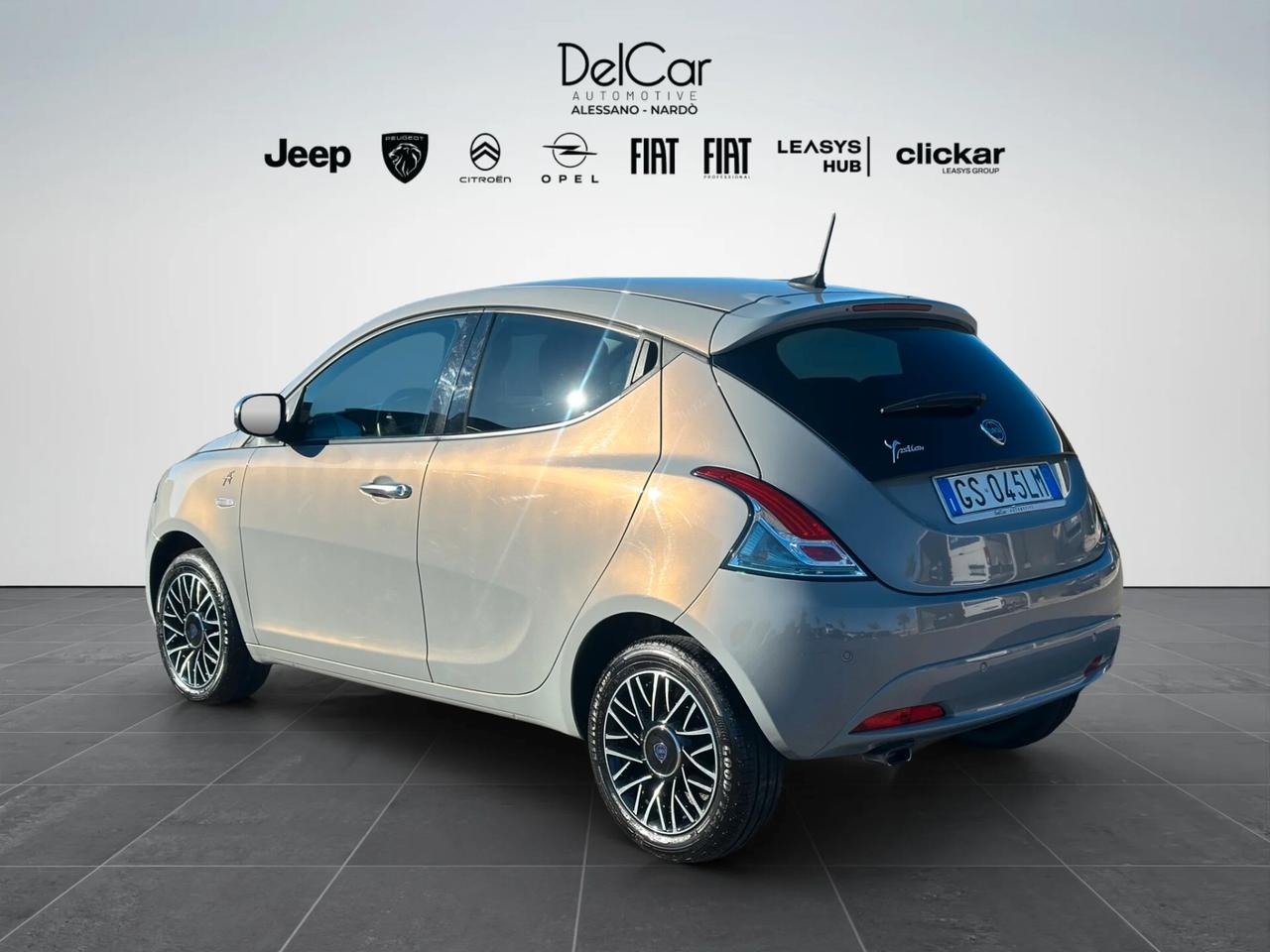 Lancia Ypsilon 1.0 FireFly 5 porte S&S Hybrid Alberta Ferretti