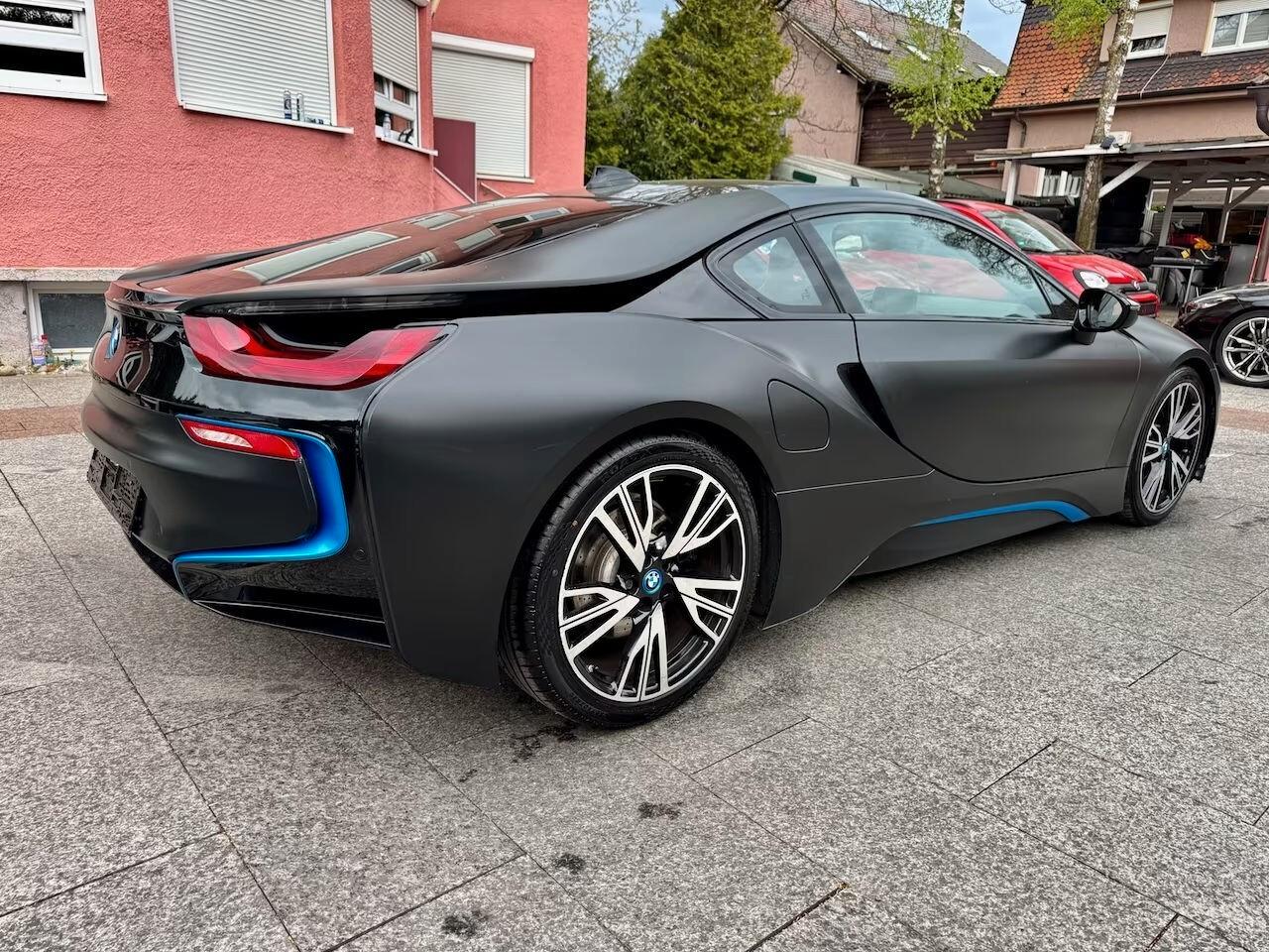 Bmw i8 Coupé xDrive *Display Key*HUD*360°*20 pollici