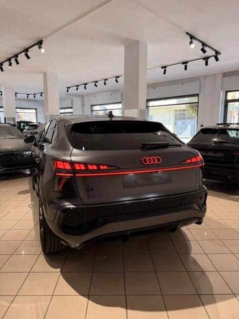 Audi Q3 Sportback Black line 35 TDI S-tronic NEW MODEL