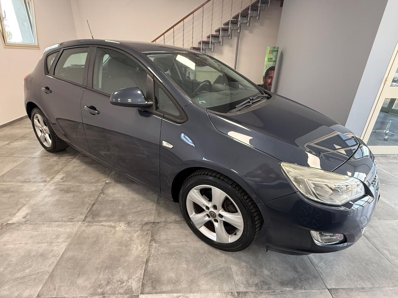 Opel Astra 1.7 CDTI 110CV 5 porte Elective