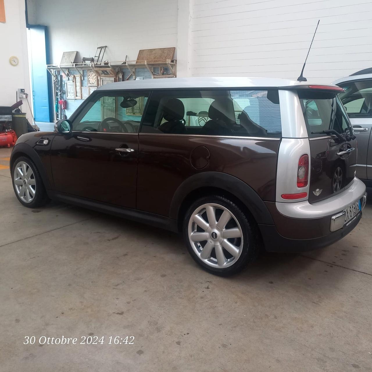 Mini Cooper Clubman 1.6 16V 88kW 12-2009