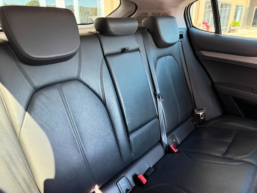 Alfa Romeo Stelvio 2.2 t Executive Q4 210cv auto