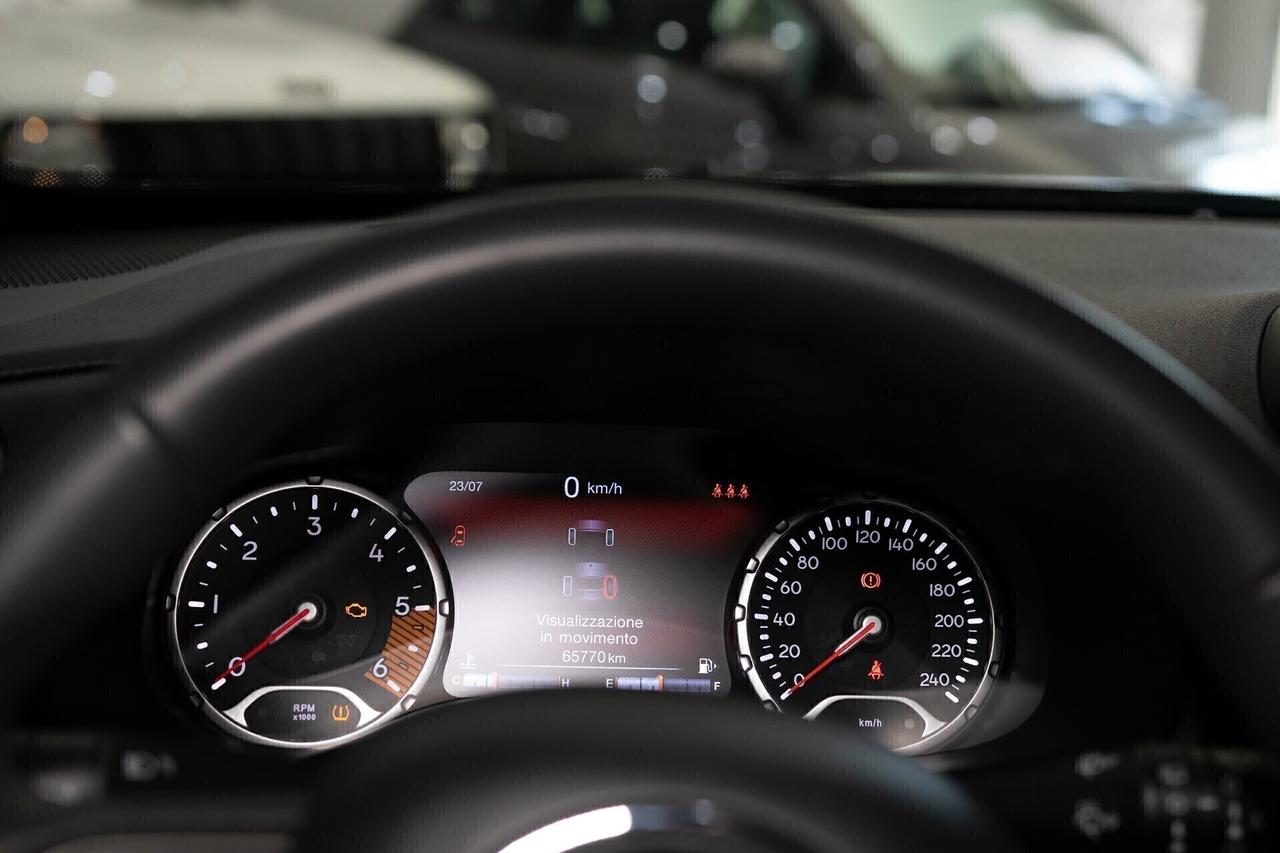 Jeep Renegade 1.6 Multijet 130cv BLACKEAGLE