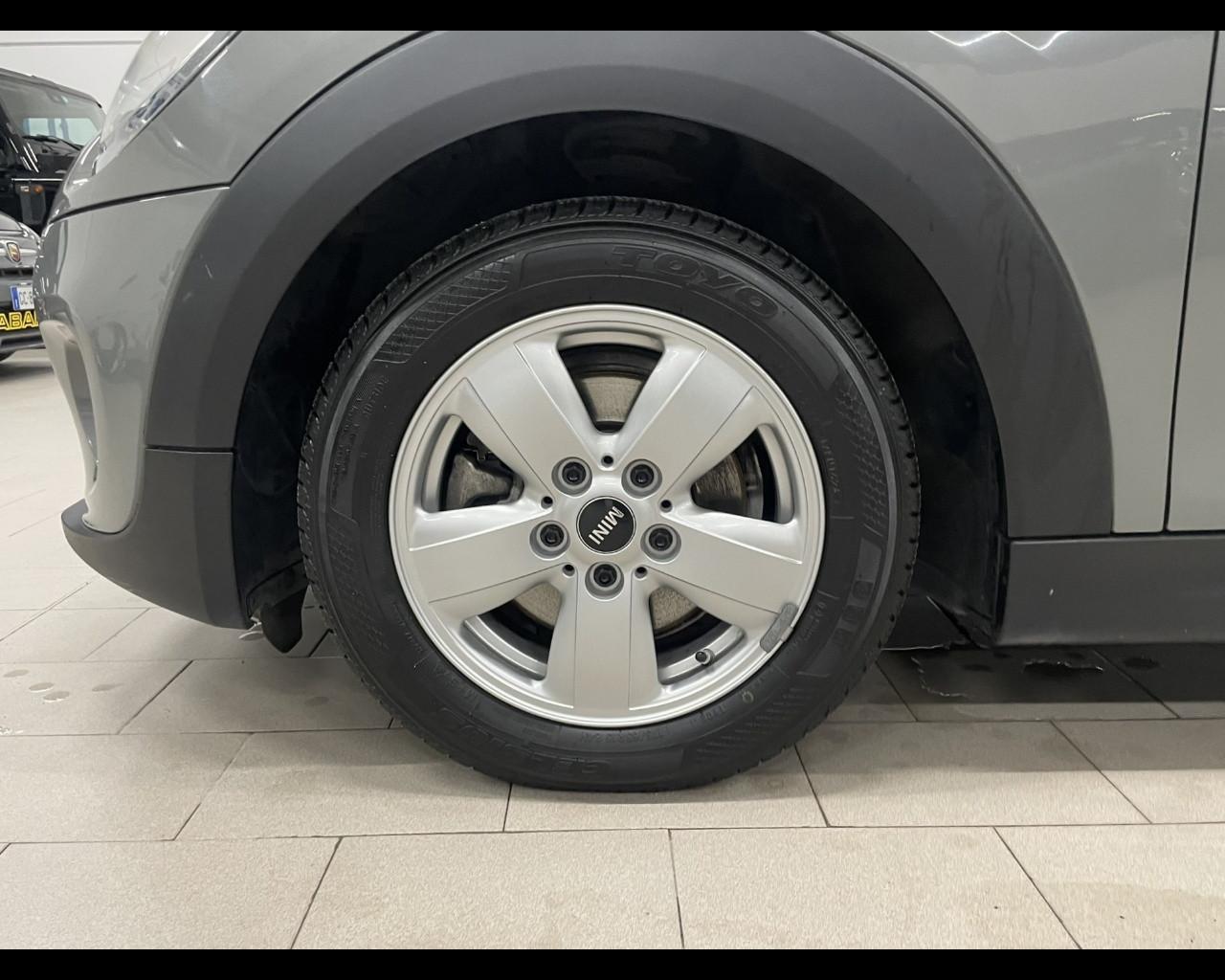 MINI Mini 4ª serie (F56) - Mini 1.5 One 75 CV