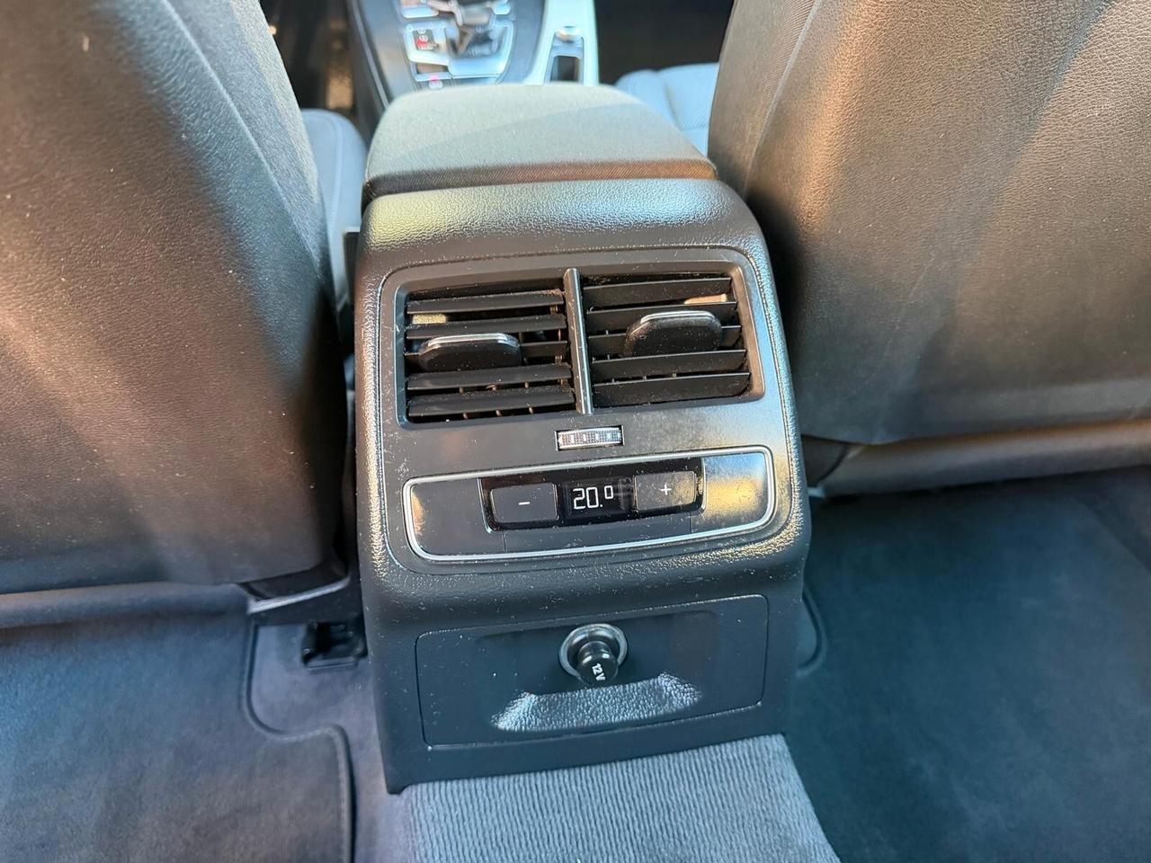 Audi A4 Avant 35 TDI S tronic Business Sport