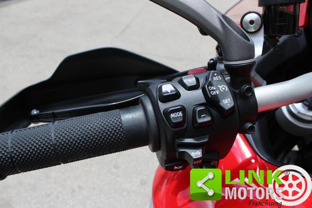 DUCATI Multistrada V4 S .