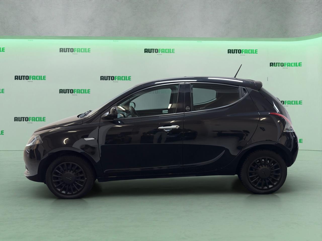 Lancia Ypsilon 1.0 Hybrid Ecochic 69CV - PRONTA CONSEGNA