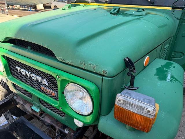 TOYOTA Land Cruiser BJ40