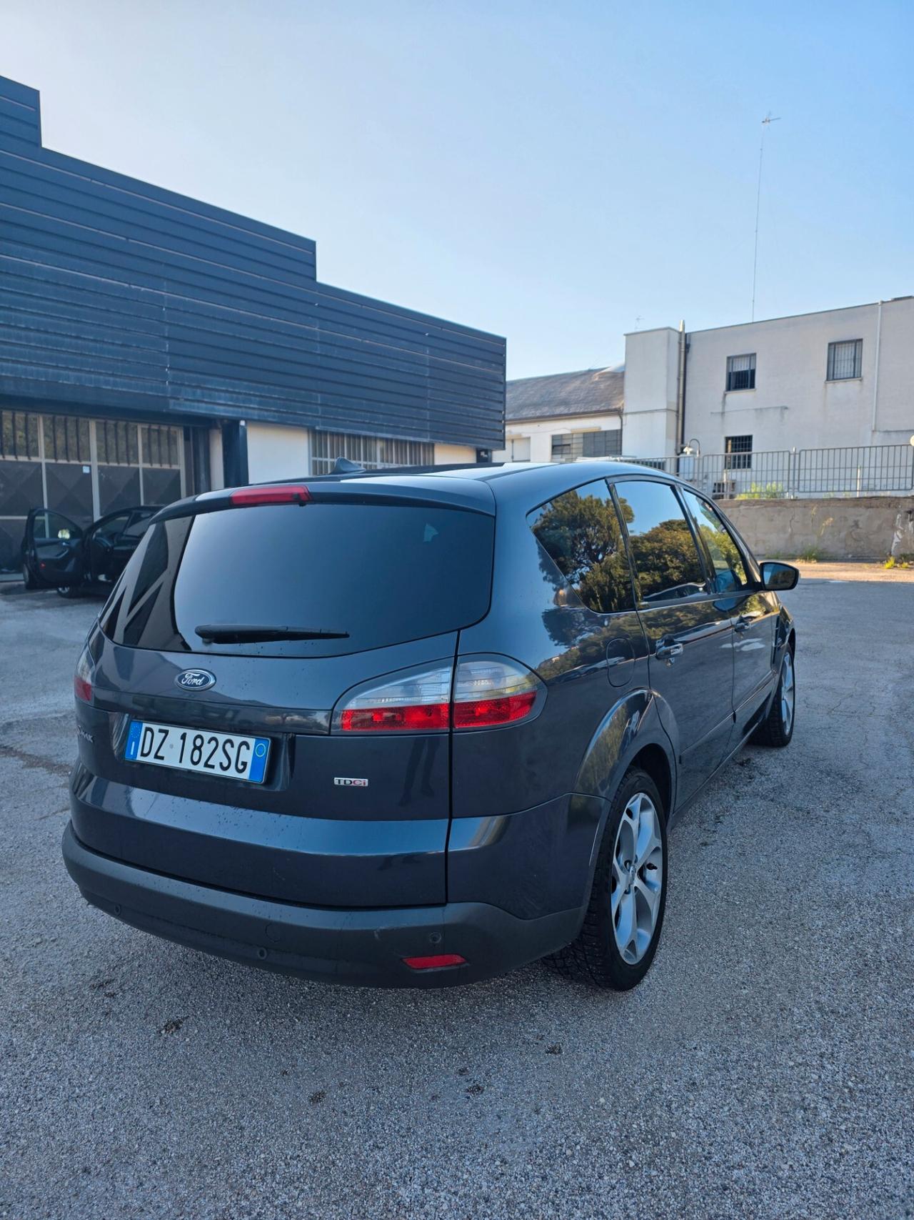 Ford S-Max Titanium 7 posti