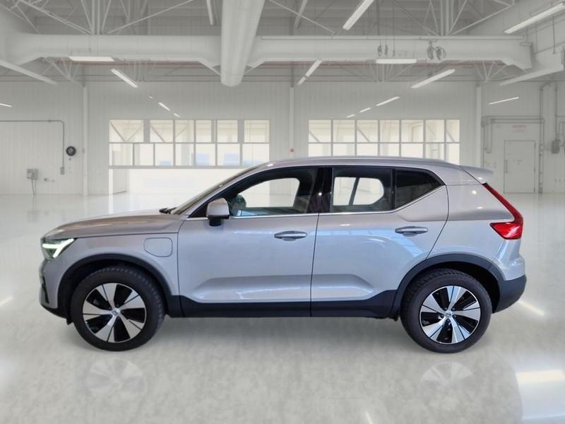 VOLVO XC40 T5 RECHARGE PLUG-IN AUTO PLUS BRIGHT SUV