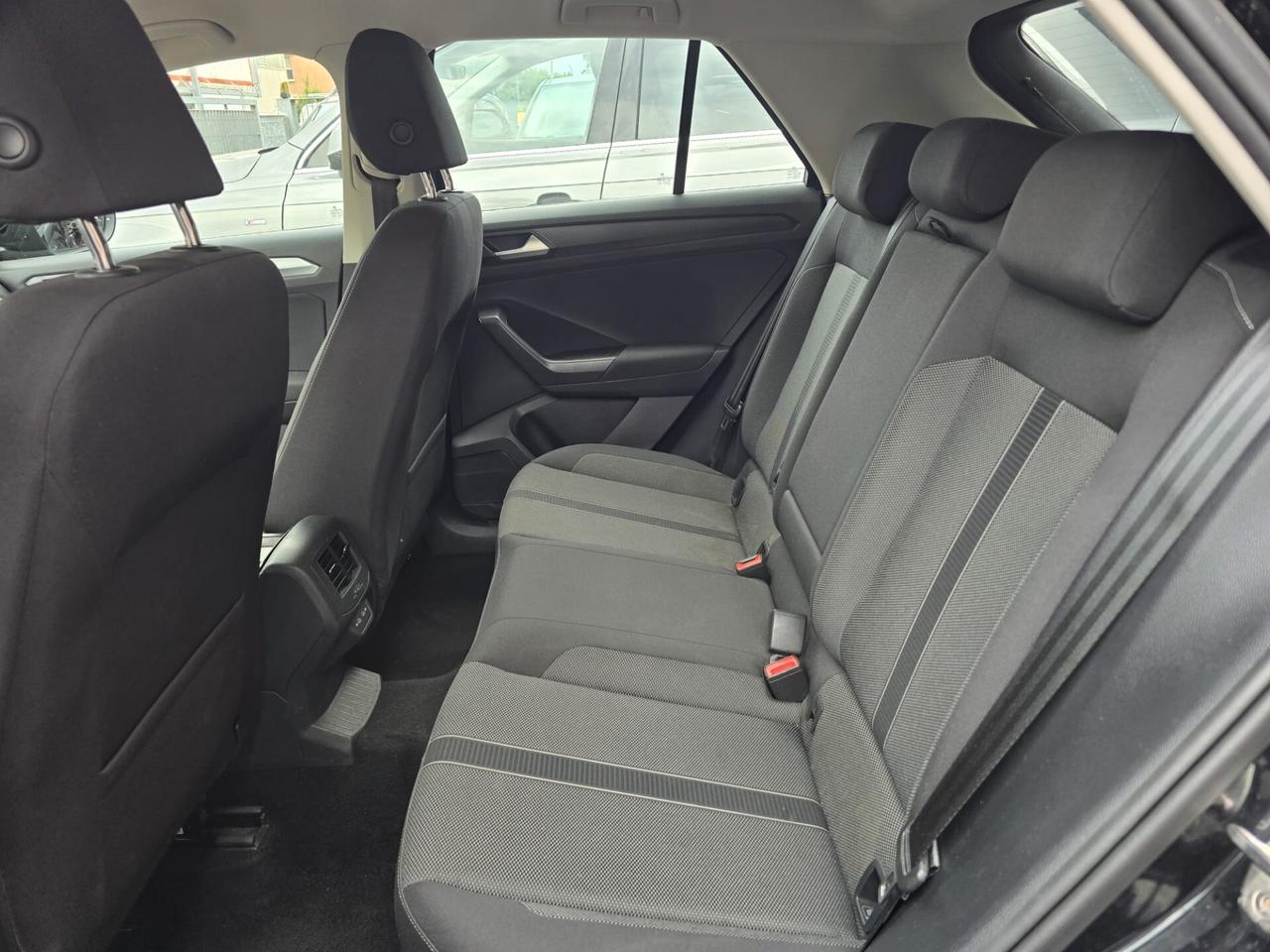 Volkswagen T-Roc 1.5 TSI ACT DSG SPORT