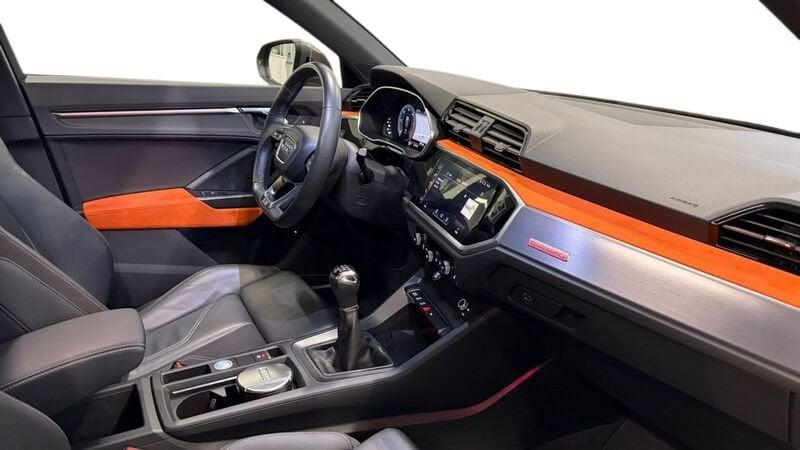 Audi Q3 Q3 2.0 TDI 150 CV quattro S line Edition