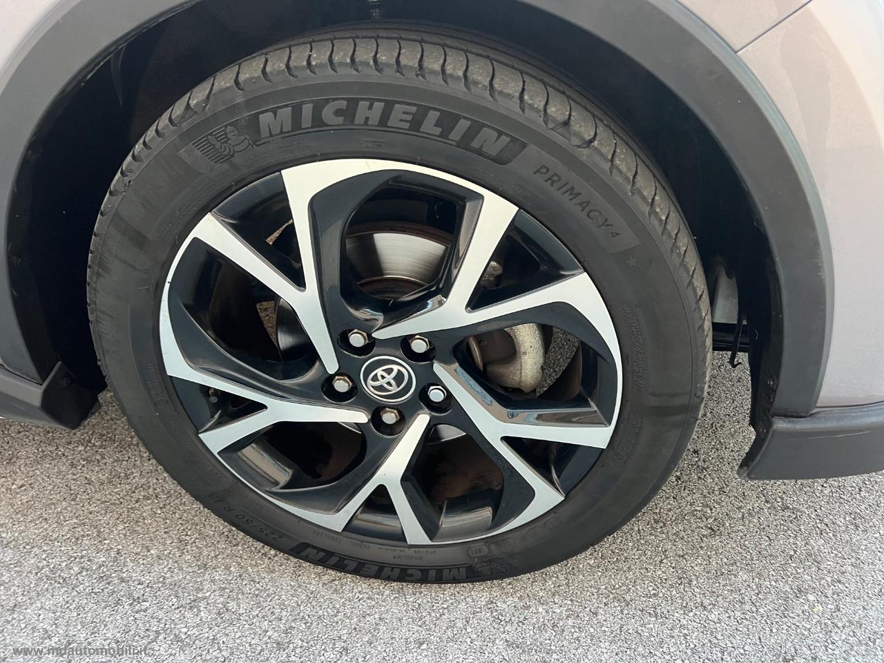 TOYOTA C-HR 1.8 Hybrid E-CVT Style NAVI CAMERA TAGLIANDI TOYOTA