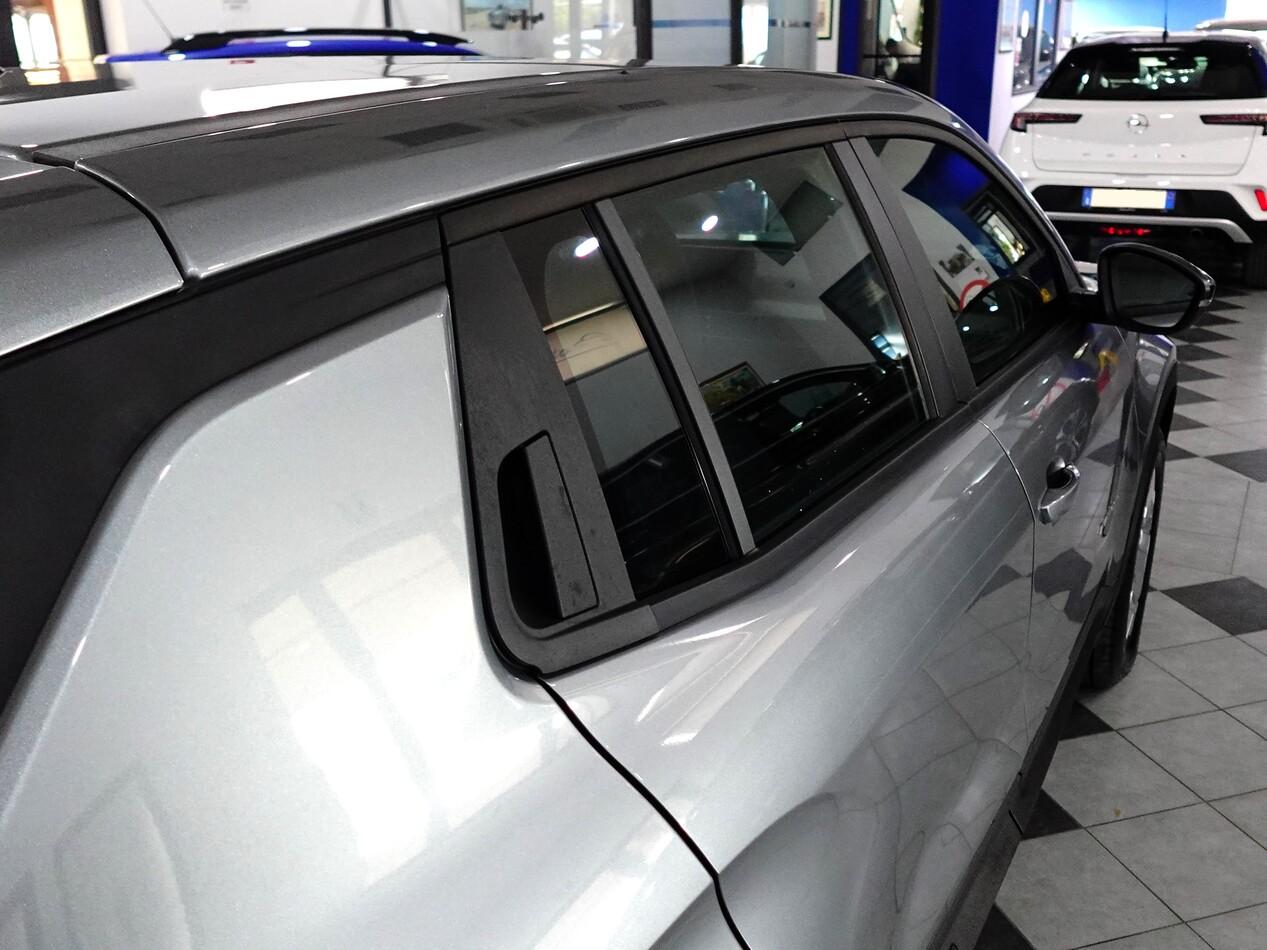 Jeep Avenger 1.2 GSE T3 100 CV ALTITUDE