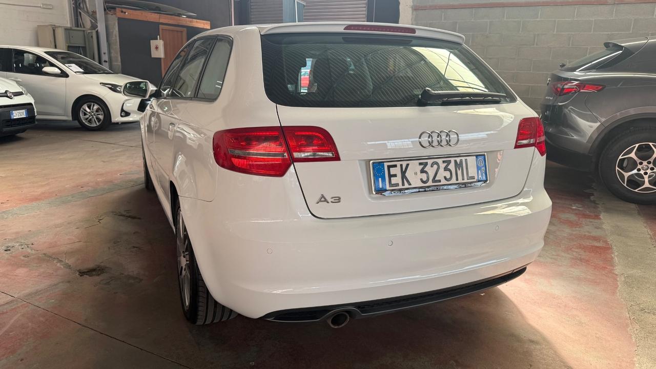 Audi A3 SPB 1.6 TDI 105 CV CR Ambition