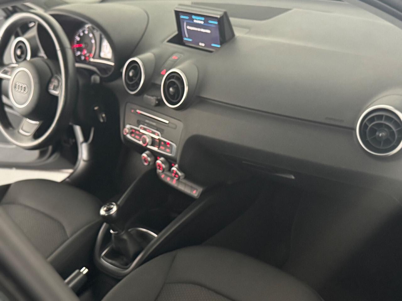 Audi A1 SPB Sline 85.000 Km, Neopatentati !