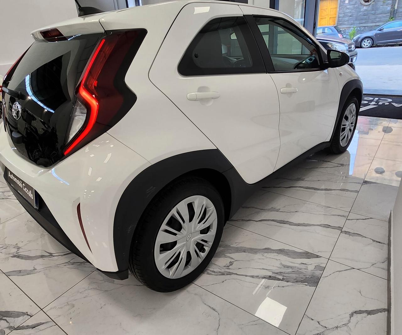 Toyota Aygo X 1.0 VVT-i 72 CV 5 porte Lounge Air