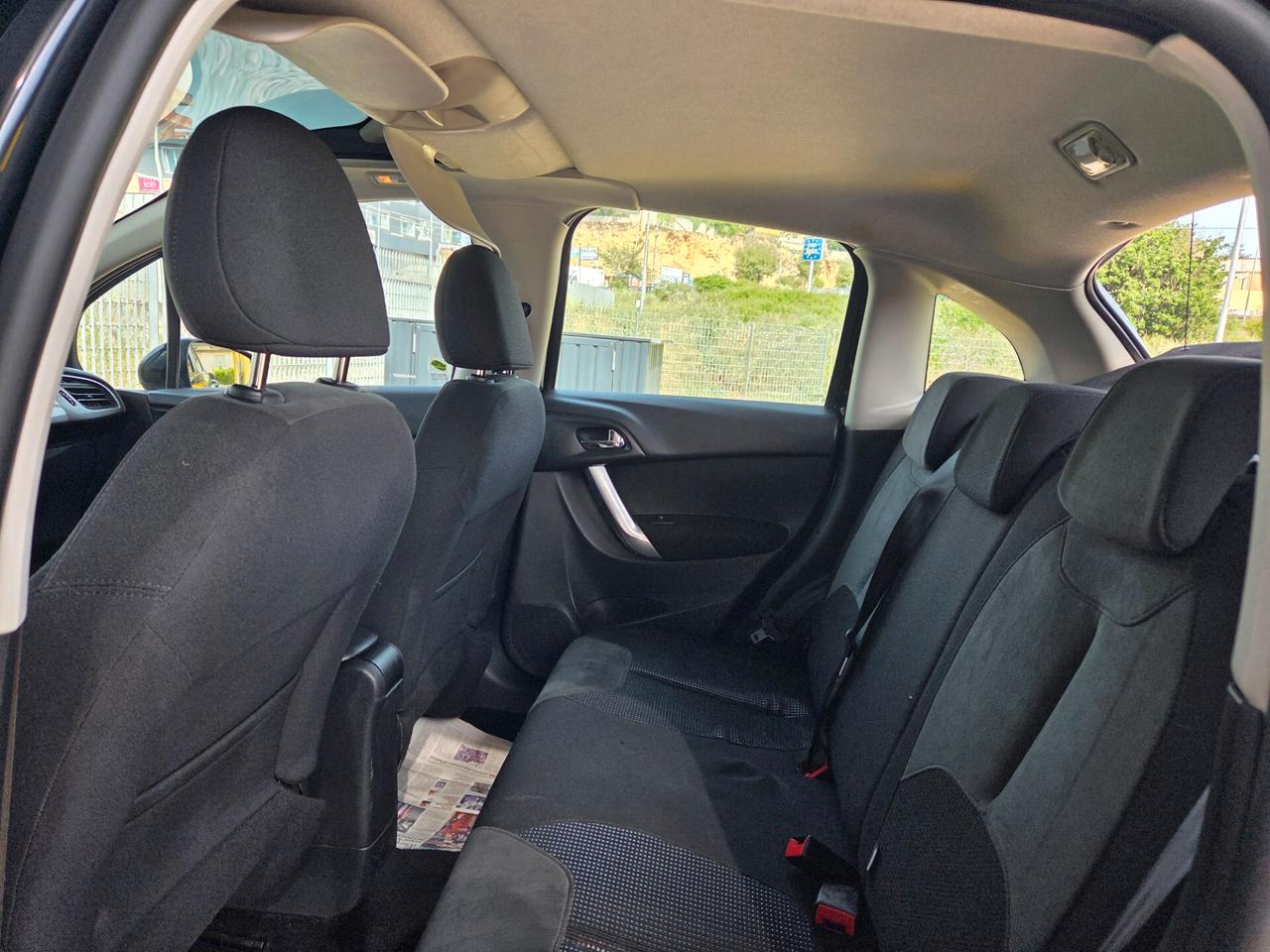 Citroen C3 1.4 HDi 70 Exclusive 2012