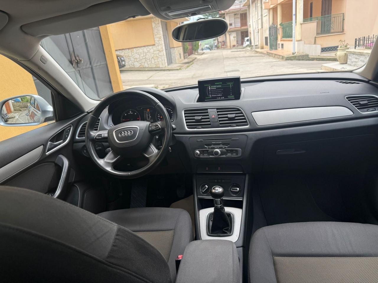 Audi Q3 2.0 TDI Advanced 140 cv