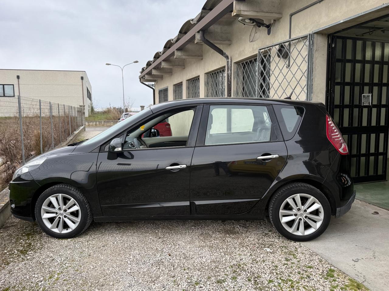 Renault Scenic Scénic X-Mod 1.5 dCi 110CV Luxe