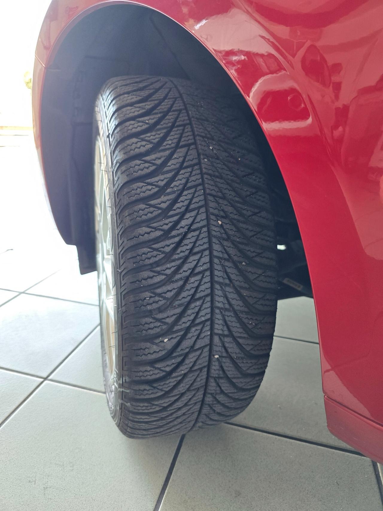 Lancia Ypsilon 1.2 69 CV 5 porte Platinum