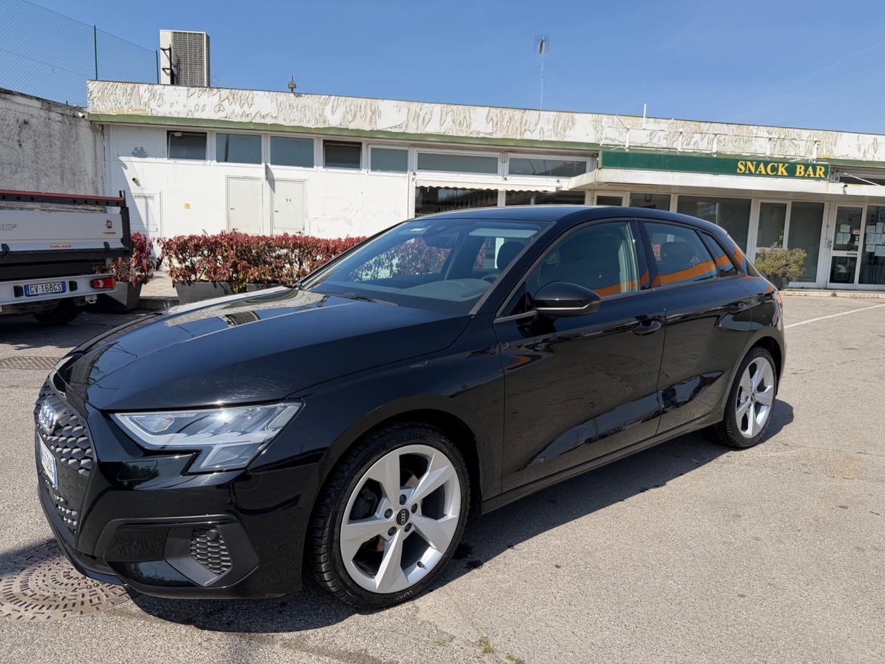 Audi A3 Sedan 35 TDI S tronic Business Advanced