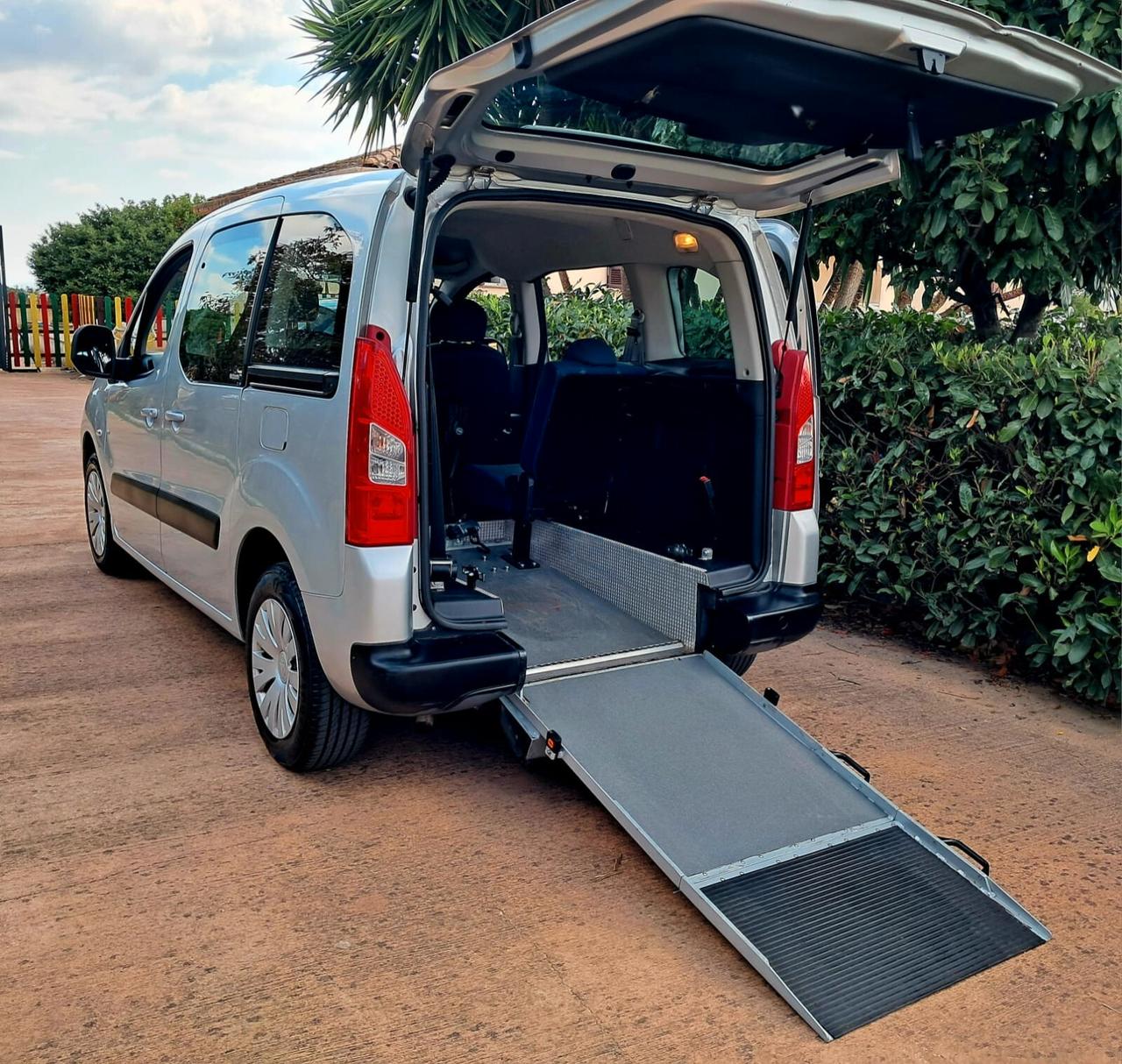 Citroen Berlingo TRASPORTO DISABILI 1.6 Hdi PIANALE RIBASSATO