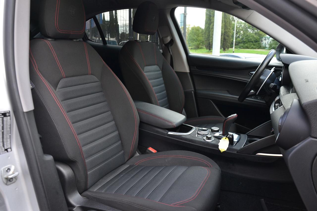 Alfa Romeo Stelvio 2.2 160CV AT8 *FULL LED+NAVI+PDC+RCAM+F1+PRIVACY*