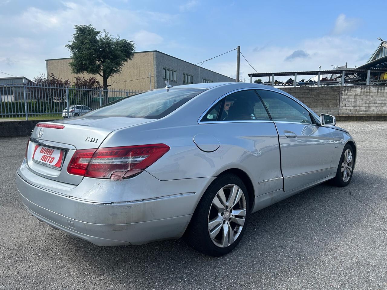 Mercedes-benz E 220 CDI BlueEFFICIENCY coupè