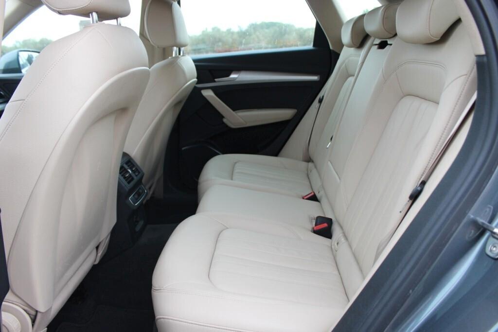 AUDI Q5 2.0 TDI s-tronic *Quadro digitale *Pelle