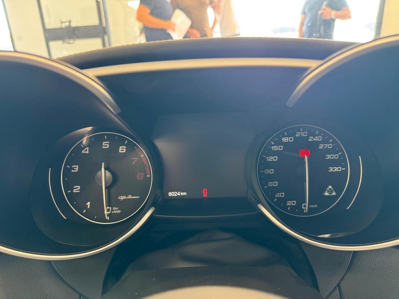 Alfa Romeo Giulia 2.9 V6 Bi-Turbo Quadrifoglio solo 6.000km