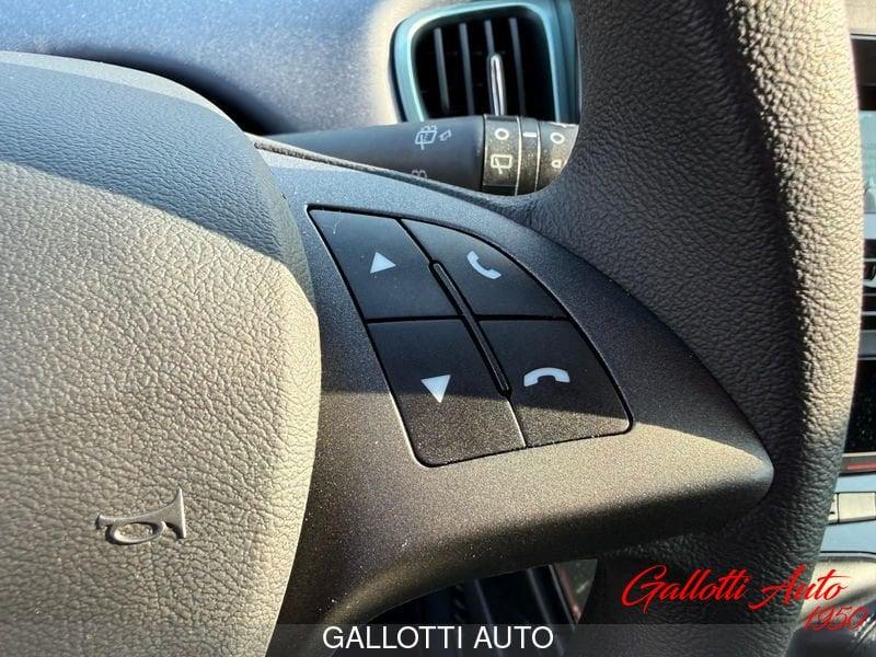 Lancia Ypsilon Ibrida ORO 1.0 70CV