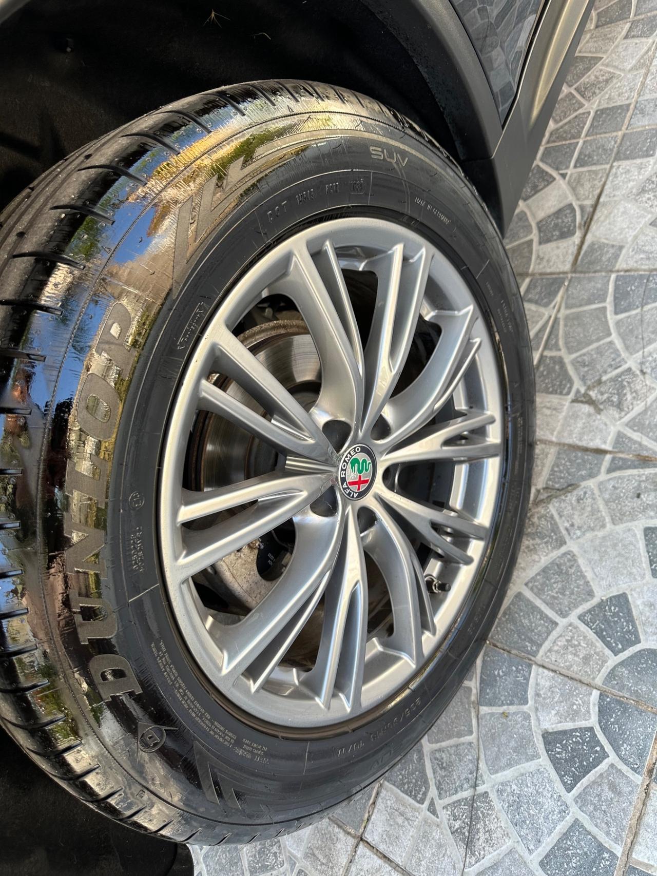 Alfa Romeo Stelvio 2.2 Turbodiesel 190 CV AT8 RWD Executive