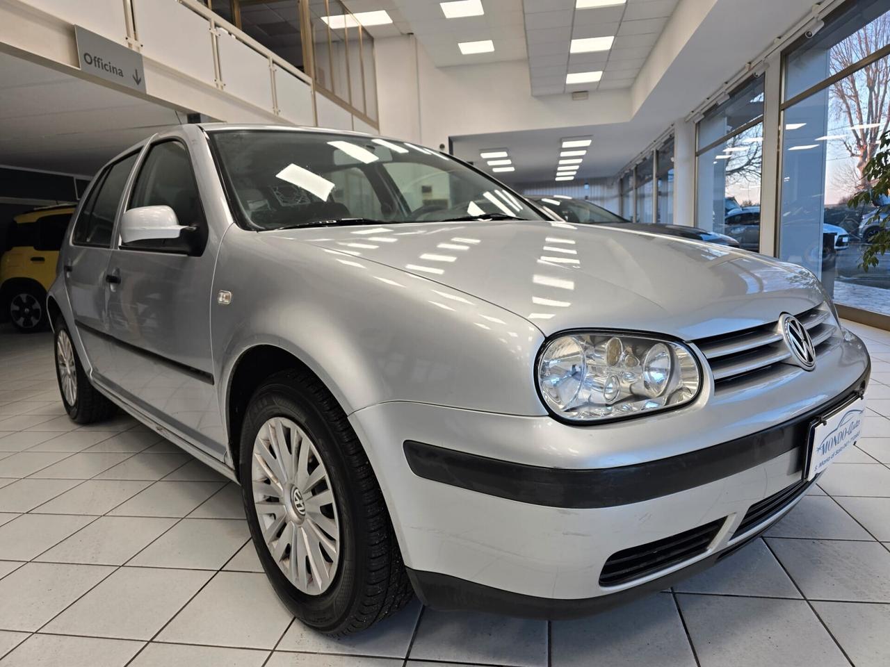 Volkswagen Golf 1.4 16V cat 5 porte