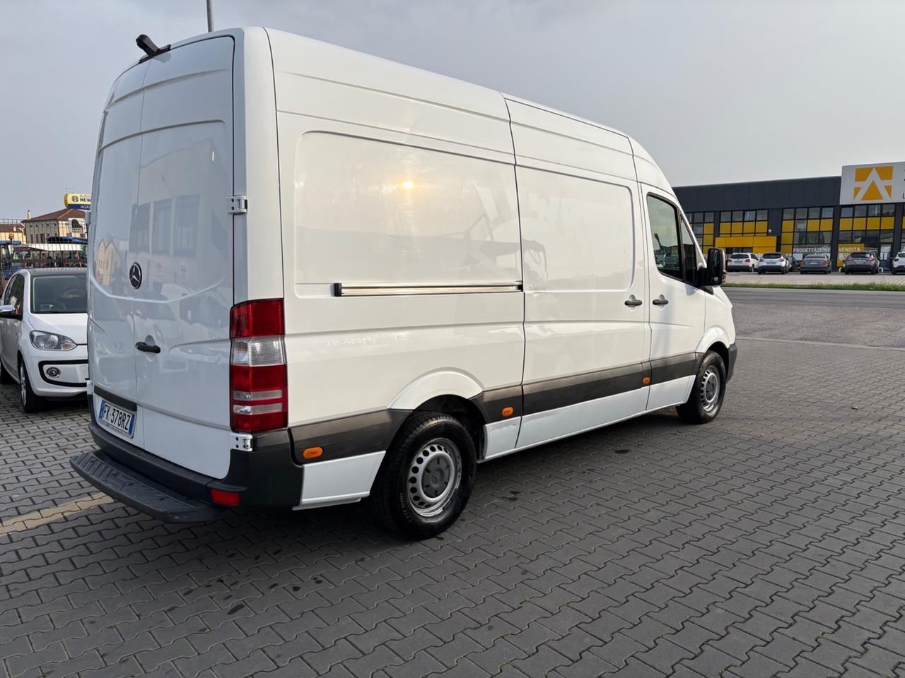 Mercedes Benz 313 2.2 DIESEL