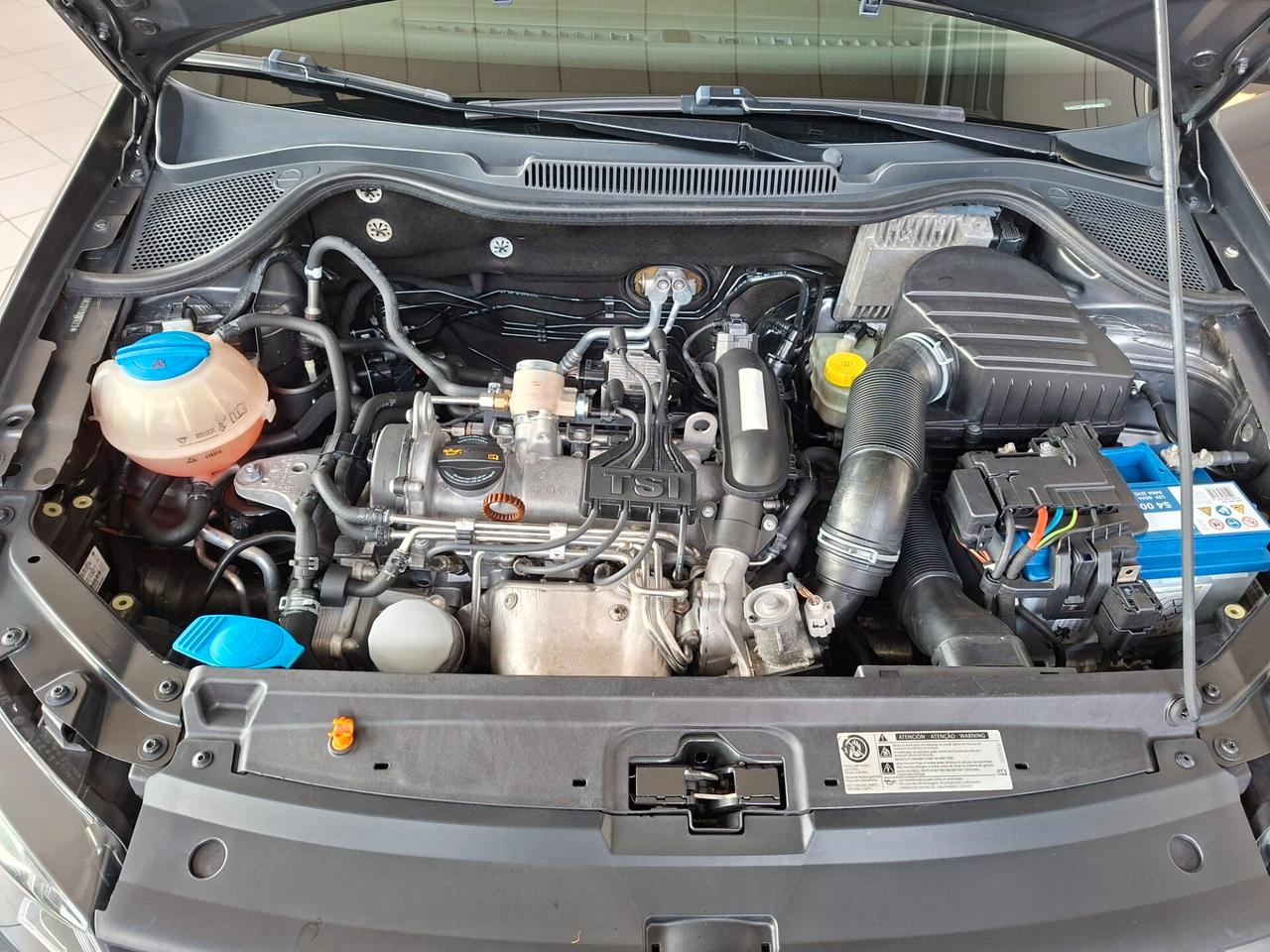 Volkswagen Polo 1.4 DSG 5 porte Highline