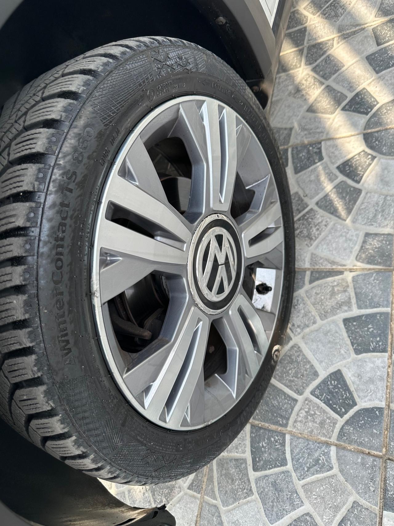 Volkswagen up! 1.0 75 CV 5p. cross up!