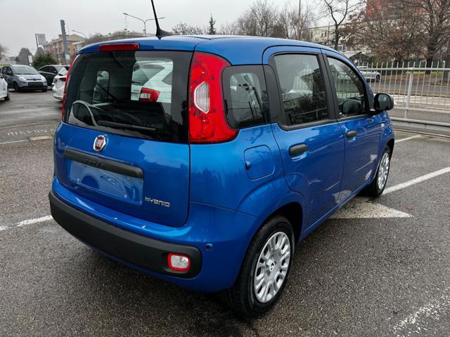 FIAT Panda 1.0 FireFly S&S Hybrid Pandina KM 0