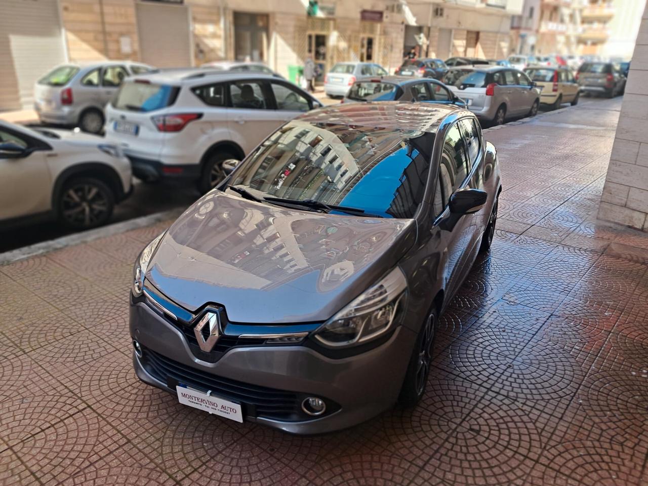 RENAULT CLIO 1.5 Dci 75CV-NEOPATENTATI-Euro7490