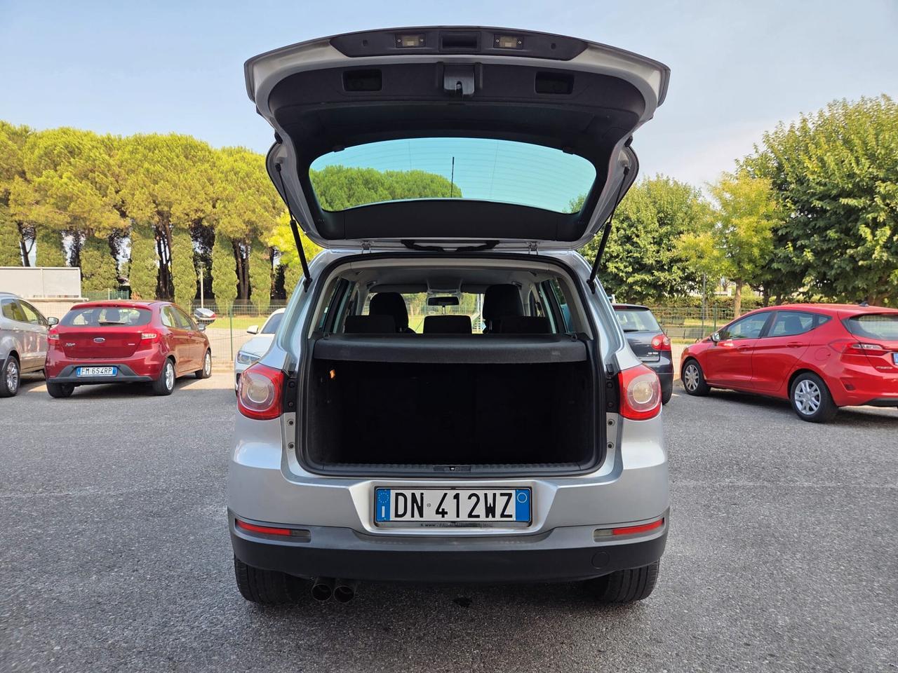 Volkswagen Tiguan 2.0 16V TDI DPF Sport & Style (18°)