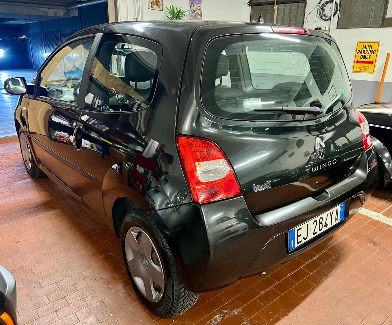 Renault Twingo 1.2 benzina €5 OK NEOPATENTATI