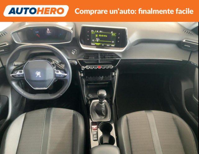 PEUGEOT 2008 PureTech 100 Allure Pack