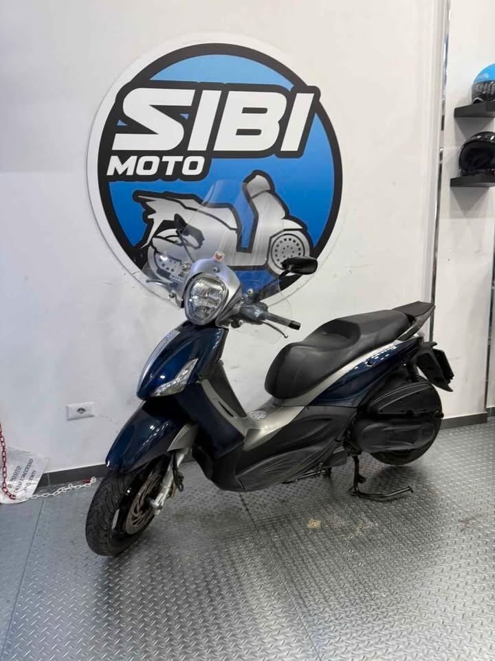 Piaggio Beverly 350