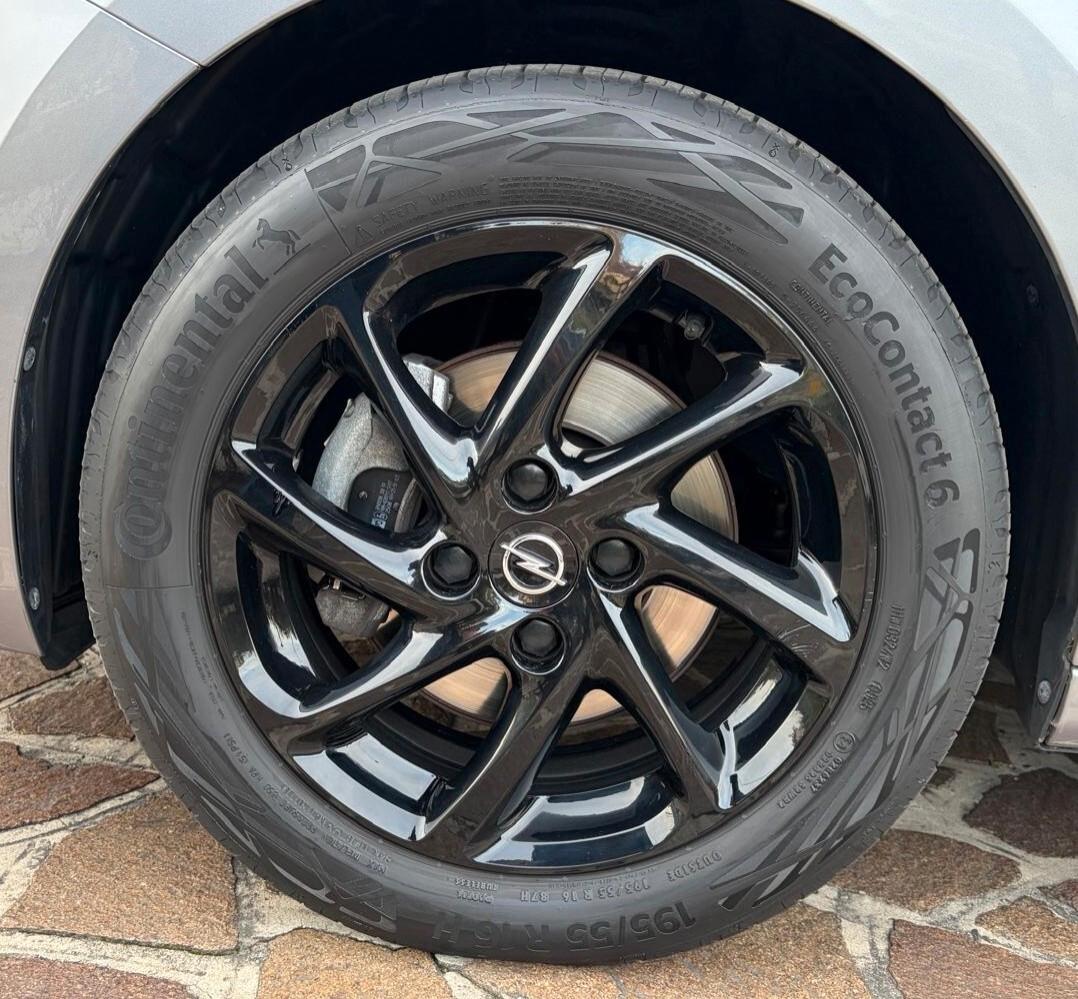 Opel Corsa 1.2 100 CV aut. Design & Tech